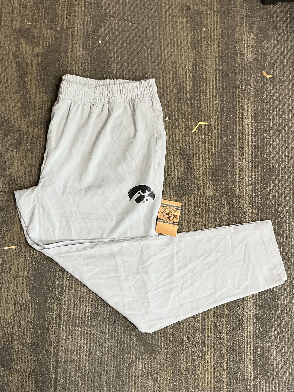 Rivalry Threads Men’s Iowa Hawkeyes Grey Athletic Pants